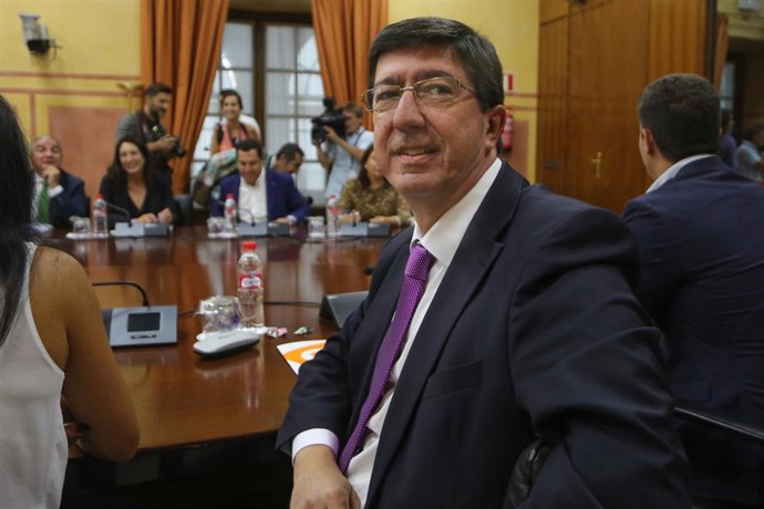 El presidente y portavoz de Ciudadanos en el Parlamento andaluz, Juan Marín