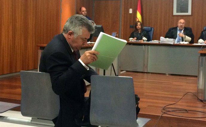 Juicio a Roca por la desaladora de Marbella
