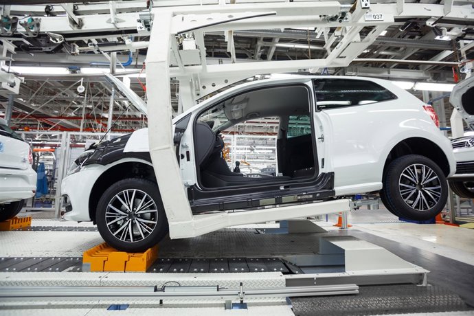 Volkswagen Navarra Realiza 208 Trabajos Durante La Parada De Julio, Con Una Inve