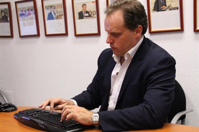 Economista Daniel Lacalle, encuentro digital, libro 'Acabemos con el paro'