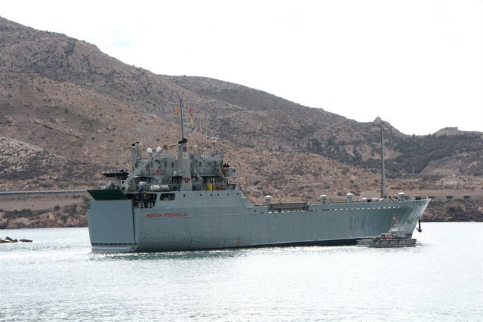 Imagen del buque zarpando de Cartagena