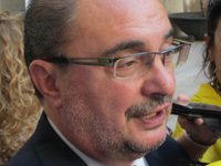 Lambán apoya el llamamiento de Rubalcaba a suprimir la "presión asfixiante" en el PSOE