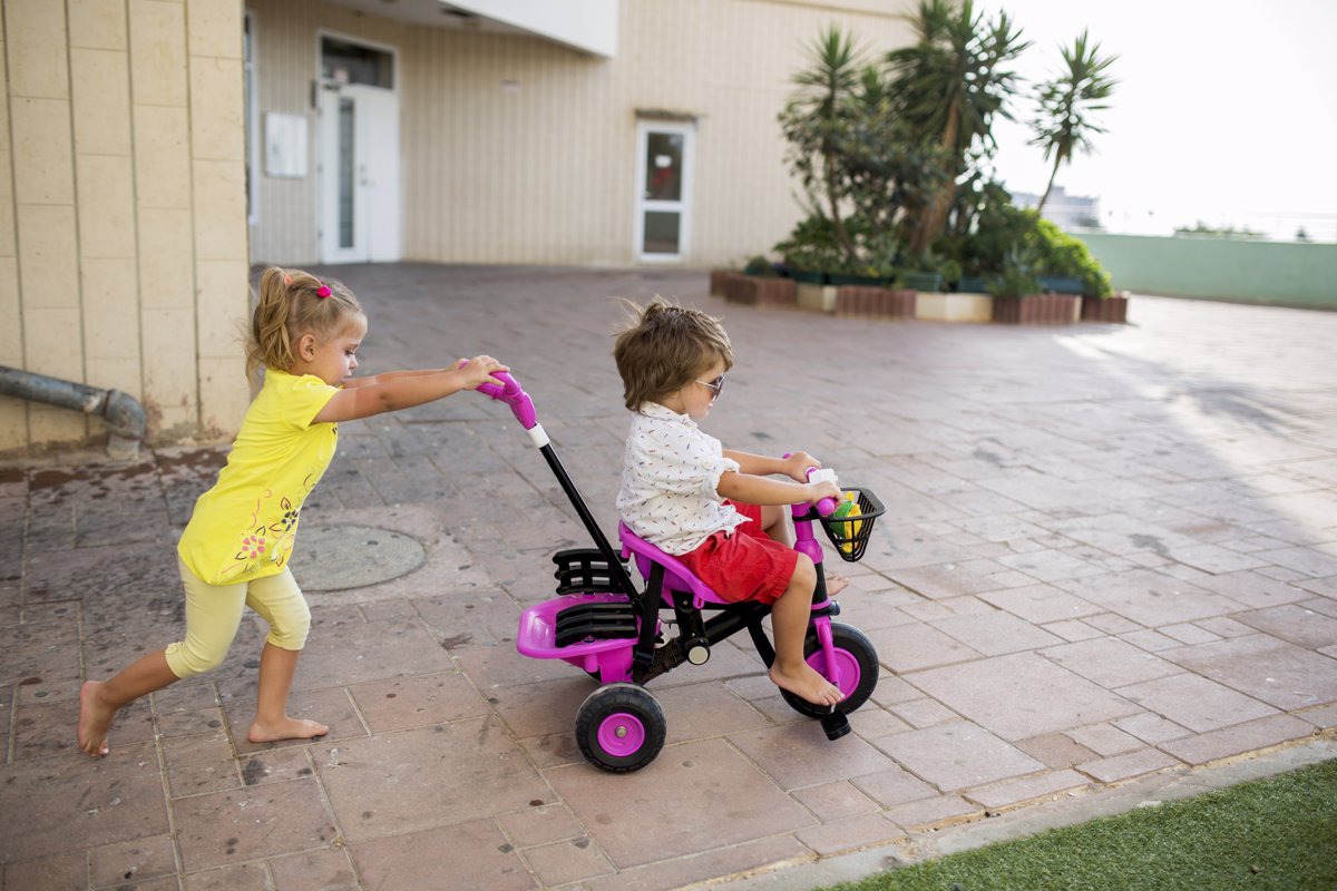 5 beneficios del triciclo para el desarrollo psicomotor de los niños