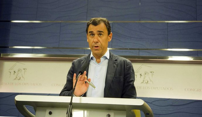 Rueda de prensa de Maillo en el Congreso