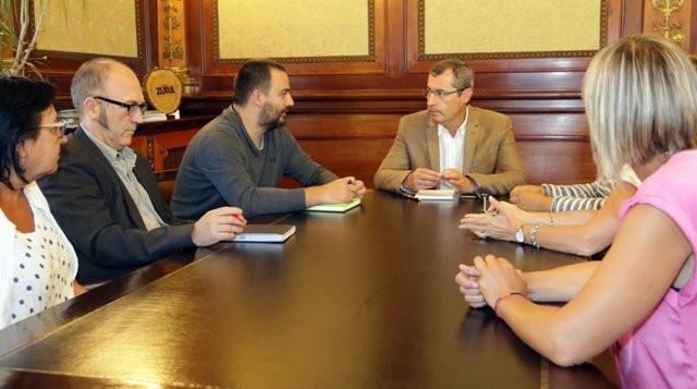 Markel Olano eta Kilometroak 2016ko antolatzaileak