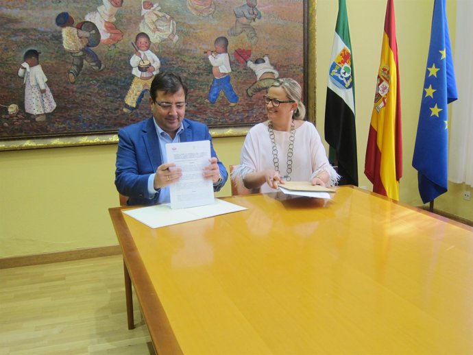 Guillermo Fernández Vara y Blanca Martín