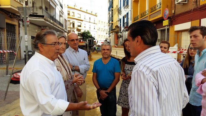 ZOIDO VISITA LAS OBRAS DE VIRGEN DE REGLA