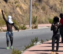 Detenidos por apedrear en el salto a la valla en Ceuta