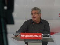 El PSOE pide la comparecencia de Margallo tras el nombramiento de un alto cargo en AECID