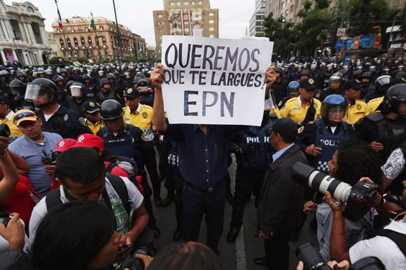 Manifestación contra Peña Nieto