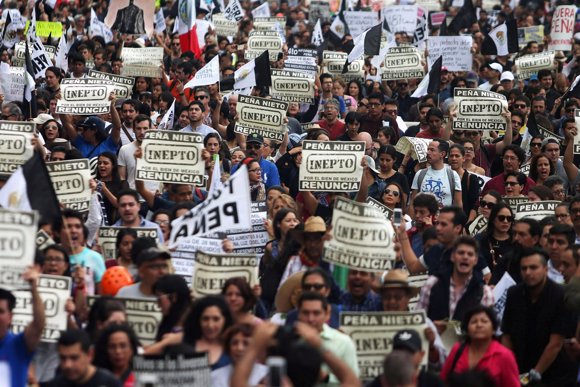 Manifestación contra Peña Nieto