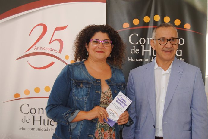 Eva Salazar y José Antonio García presentan el Centro de Información a la Mujer