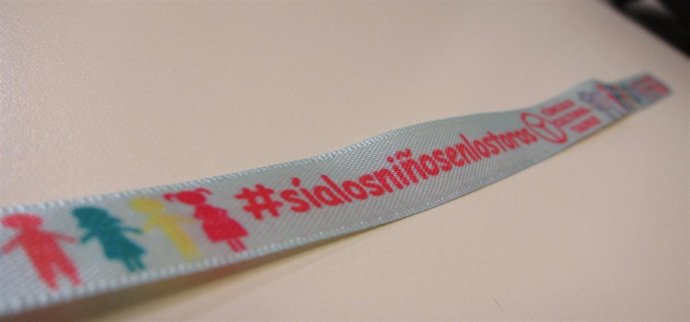 Pulsera campaña #sialosniñosenlostoros de Taurus