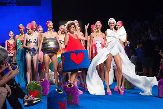 Desfile Agatha Ruiz de la Prada, Mercedes Benz Fashion Week