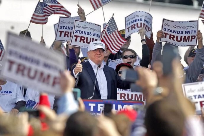 Trump propone un "test ideológico" para inmigrantes