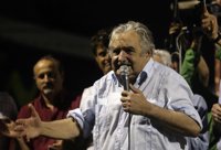 Mujica alaba el fin del conflicto en Colombia y llama a respetar a los opositores al acuerdo