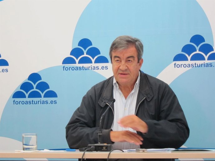 Francisco Álvarez-Cascos, presidente de Foro Asturias