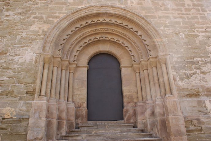 Portada románica de la iglesia de Sant Martí (Lleida)