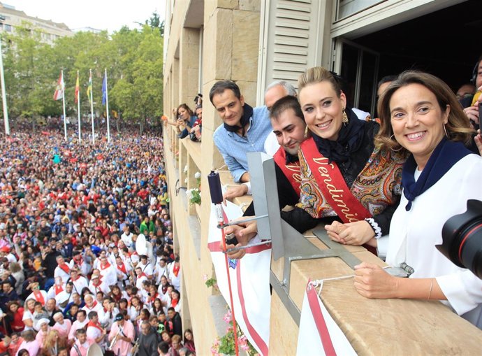 Disparo del cohete anunciador de fiestas San Mateo 2016