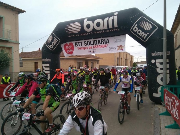 BTT solidaria 'Amigos de Aspanoa'.