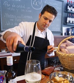 El sumiller Juan Francisco Carmona