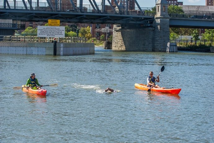 Christian Jongeneel dos vueltas Manhattan