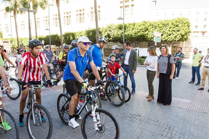 Marcha ciclista en Almería
