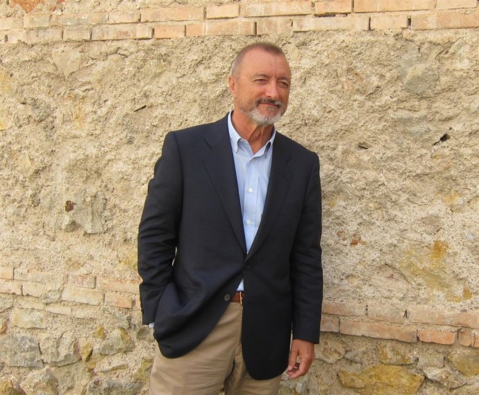 El escritor y académico cartagenero Arturo Pérez-Reverte.