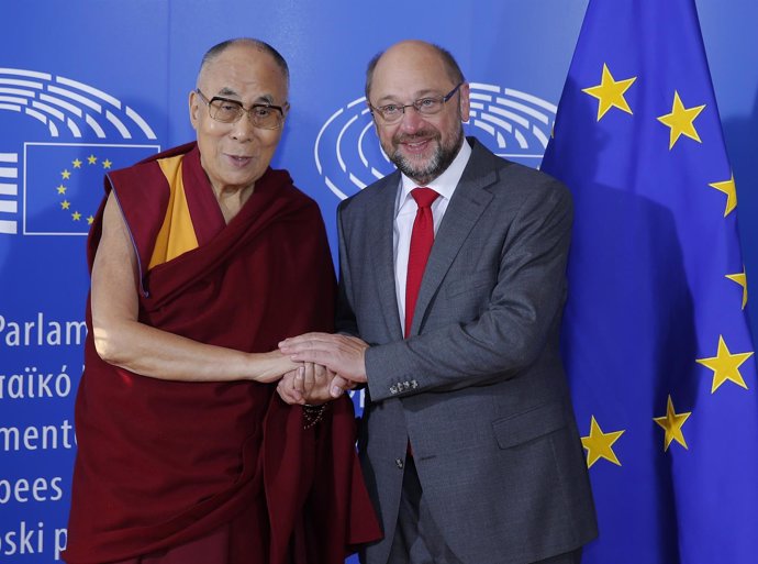 El Dalai Lama y Martin Schulz