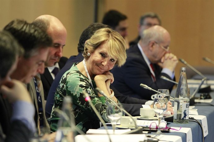 Esperanza Aguirre en el Congreso del Partido Popular Europeo