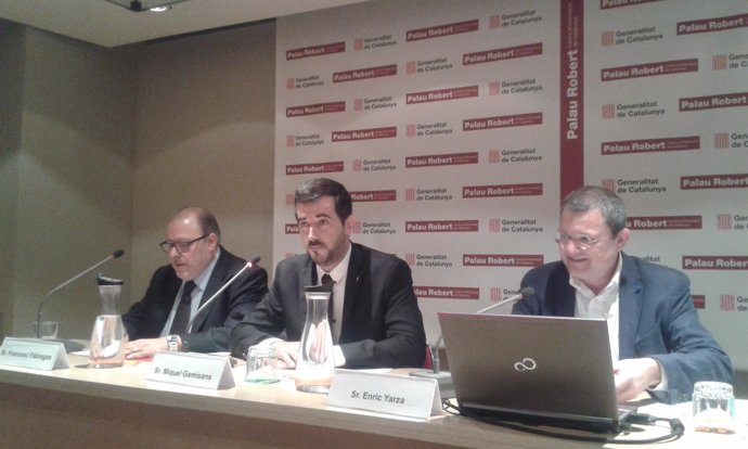 Presentación del Llibre blanc de la premsa en català, con M.Gamisans