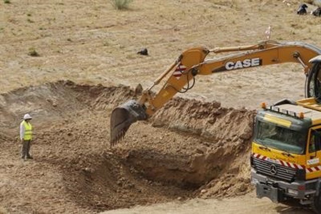 Trabajos hoy en Alfacar buscan la fosa de Lorca