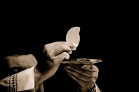 La Iglesia católica mexicana absuelve a un cura con VIH que abusó de 30 niñas