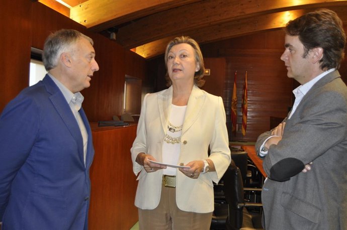 Octavio López, Luisa Fernanda Rudi y Roberto Bermúdez de Castro