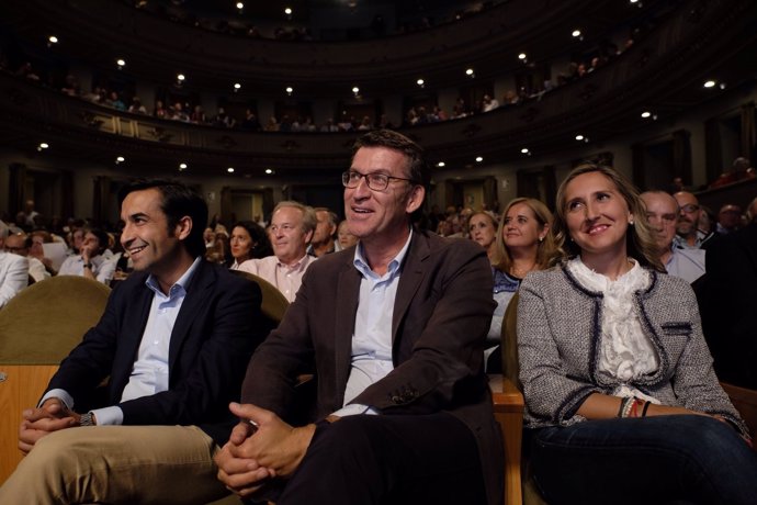 Feijóo en el mitin de Ferrol