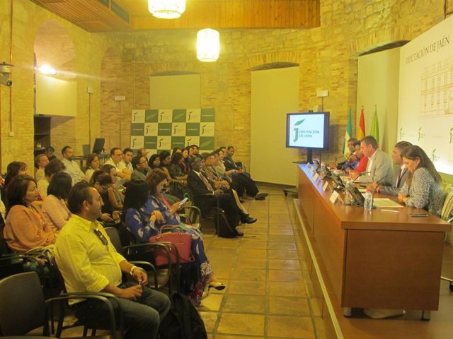 Encuentro de empresarios de Jaén y Malasia en la Diputación