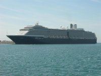 Andalucía se promociona como destino de cruceros en la principal feria del Mediterráneo