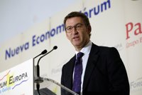 Feijóo promete "no subir impuestos" y garantiza que no cerrará la CRTVG