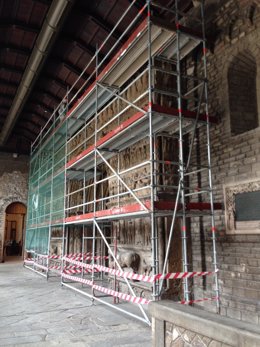 Restauración de la portalada del monasterio de Ripoll