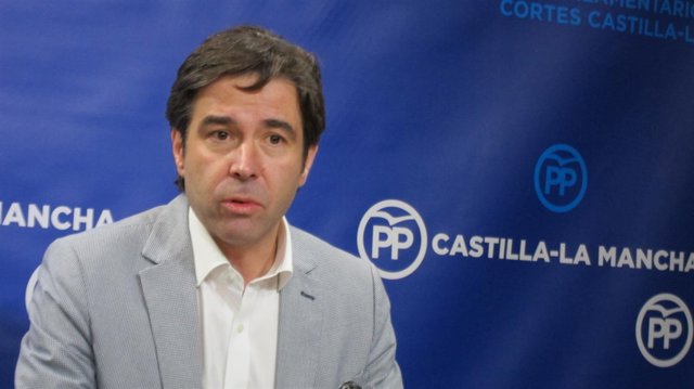 Robisco en rueda de prensa