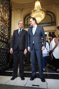 Rajoy llama a votar al PP porque está "en juego" lograr un Gobierno vasco que "no vaya por el camino equivocado" 