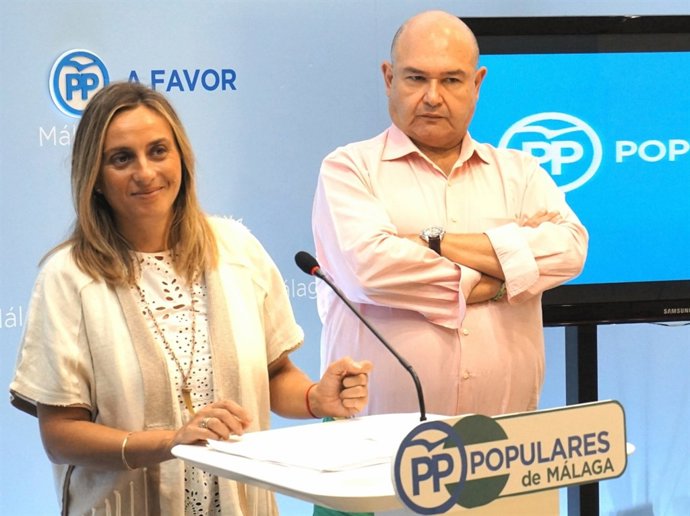NP Y Foto PP Málaga