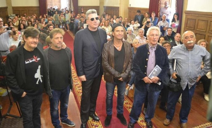 Mesa Redonda sobre Tino Casal. 