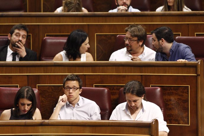 Montero, Errejon y Pablo Iglesias en el Congreso