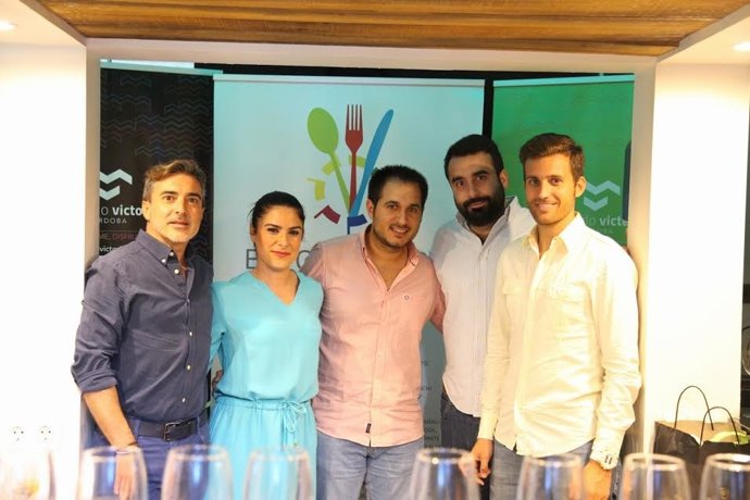 Mayoral y Torralbo (izda.) durante la Cata de los Sentidos