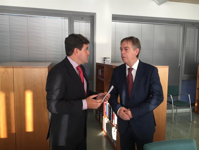 Elías Gutiérrez y Fernando Santamaría. 