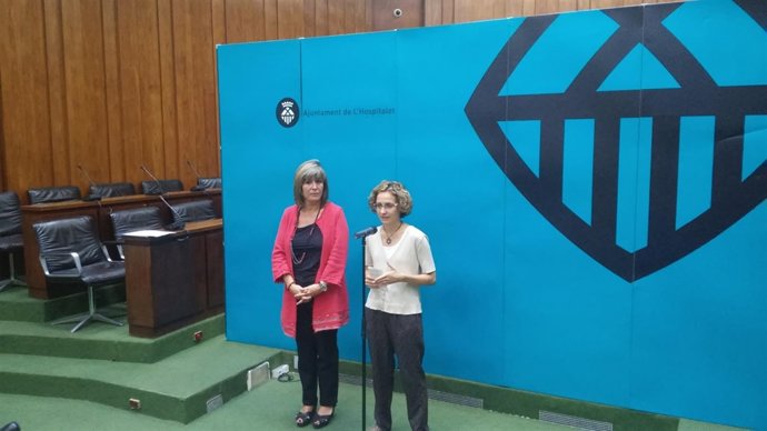 La alcaldesa Núria Marín y la consellera Meritxell Ruiz