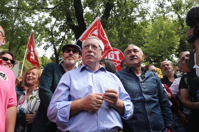Los secretarios generales de CC.OO. y UGT, Ignacio Fernández Toxo y Pepe Álvarez