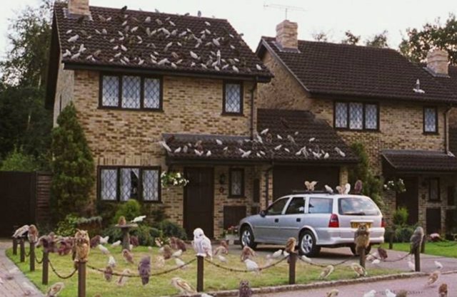 La casa de los tíos Dursley en Harry Potter y la Piedra Filosofal
