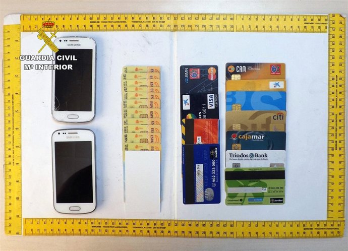 Guardia Civil detiene a una mujer en Cieza por los delitos de estafa y falsedad 